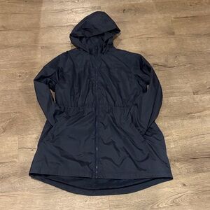 GAP Women's LRG Hooded Rain Jacket Navy